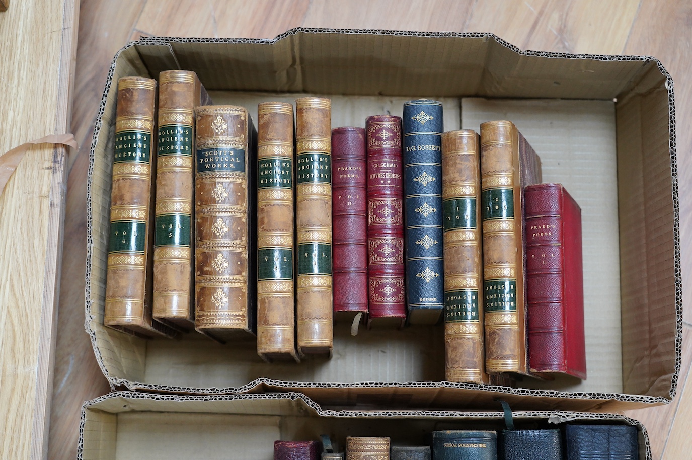 A quantity of leather bound poetical works, including Byron, Longfellow, Dante, Tennyson etc, Condition - fair to good